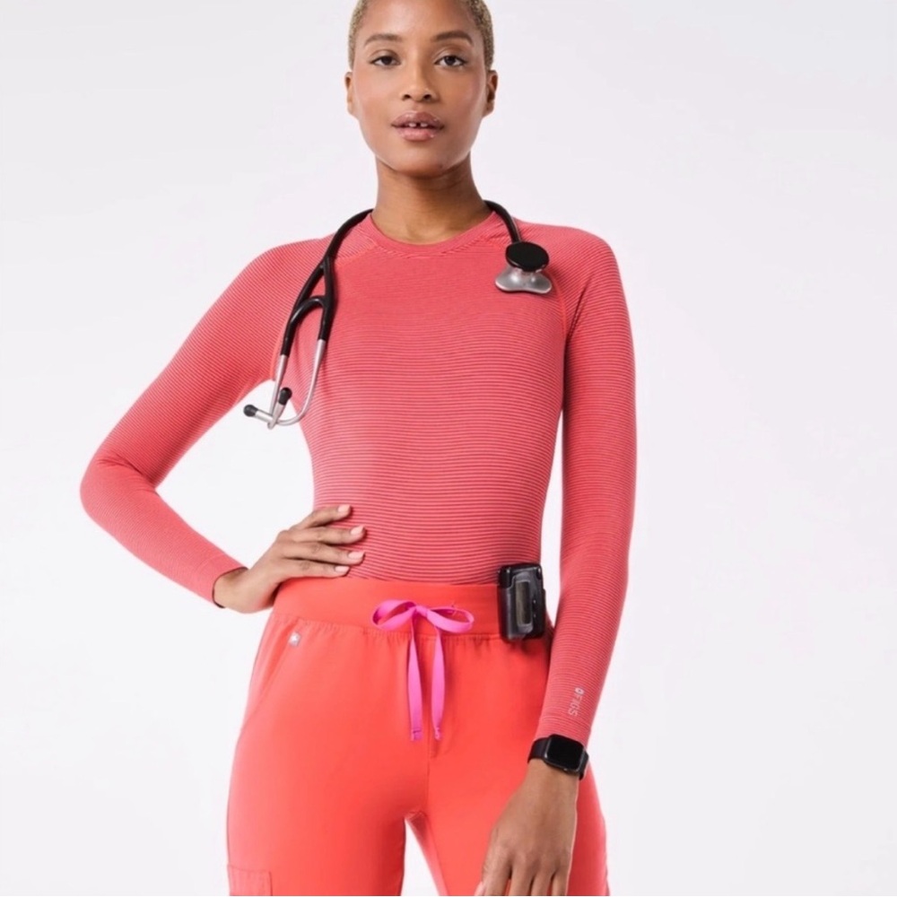 FIGS women’s Seamless Salta - FIRESIDE